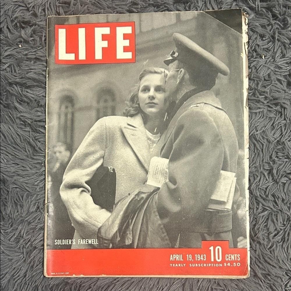 LIFE Magazine April 19 1943 Soldier's Farewell WWII Vintage Red Historical